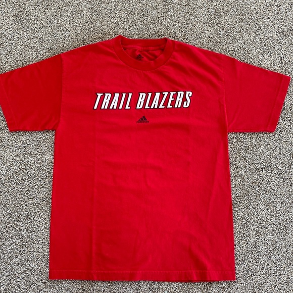 Red Portland Trail Blazers Adidas T shirt- Adult Medium - Picture 3 of 5